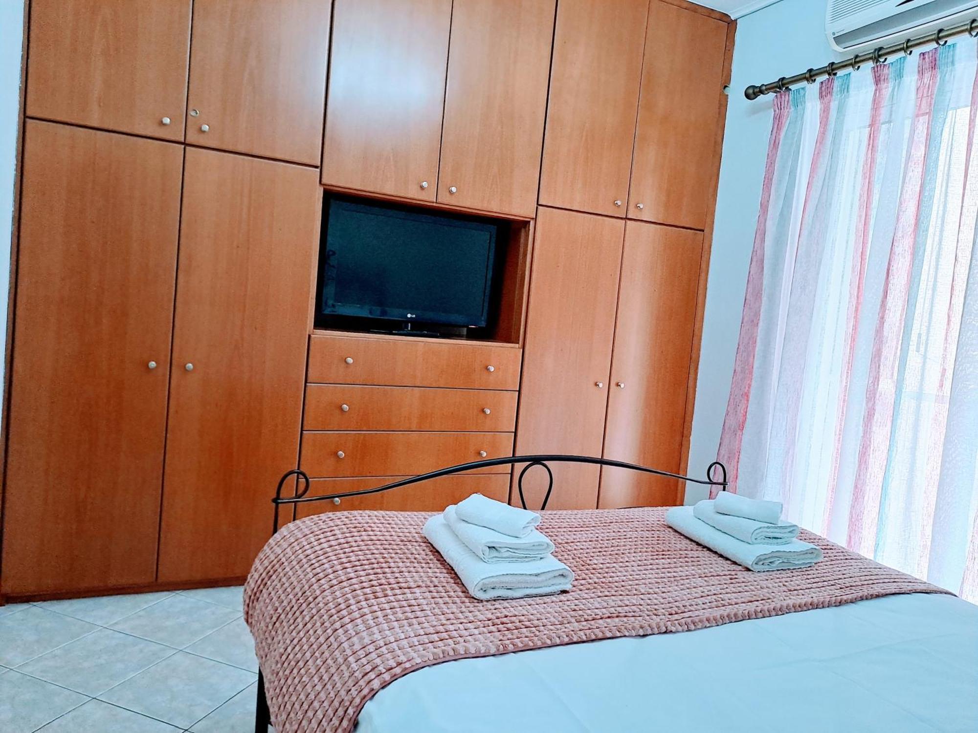 Bright Apartment In Nea Palatia • Oropos ภายนอก รูปภาพ